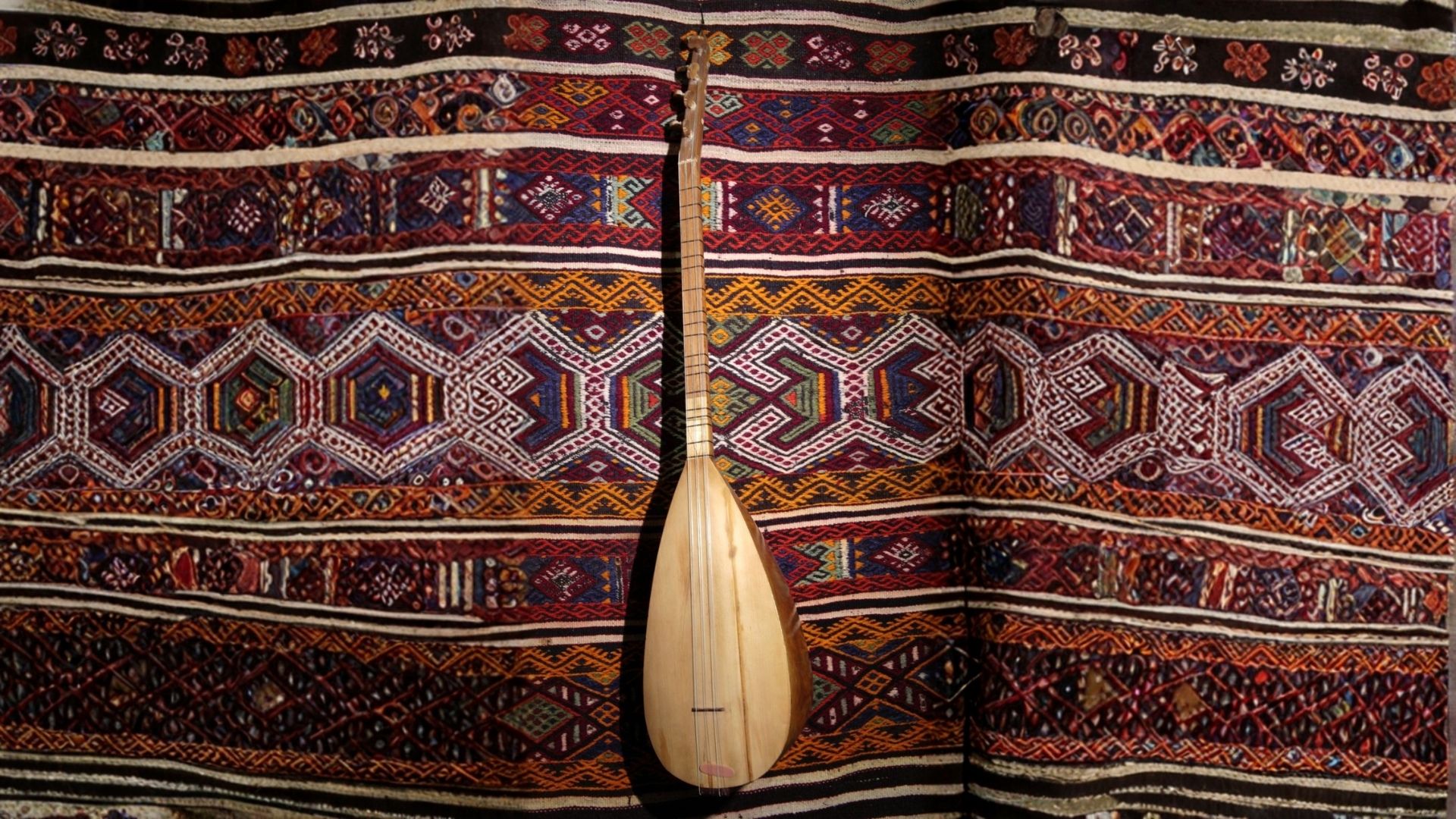 Saz Yapımı İçin Hangi Ağaçlar Kullanılır?